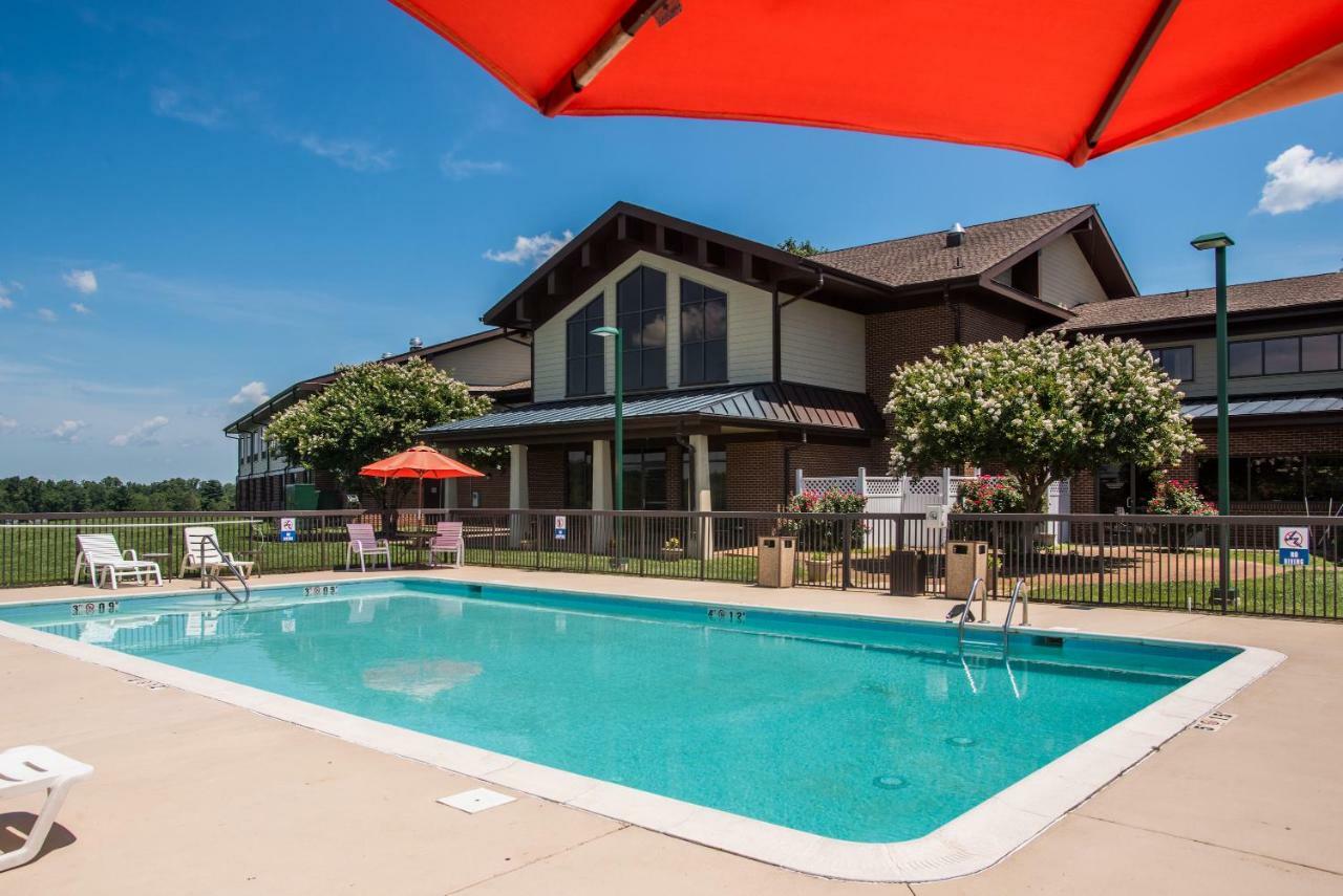 Round Hill Inn 오렌지 외부 사진
