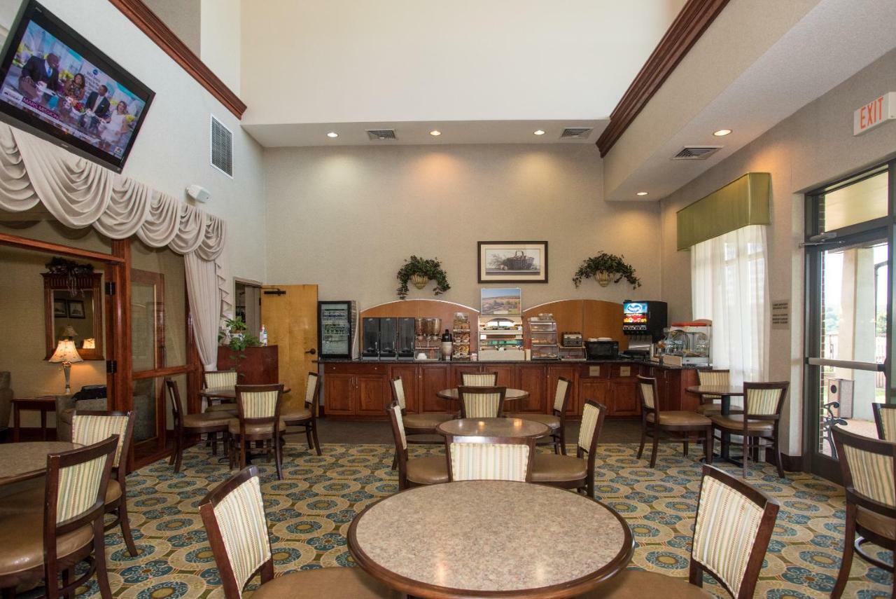 Round Hill Inn 오렌지 외부 사진