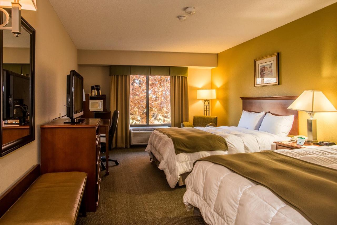 Round Hill Inn 오렌지 외부 사진